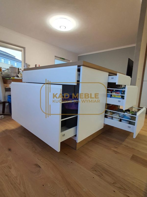 473526036_1306887210727882_3442455010358031510_n